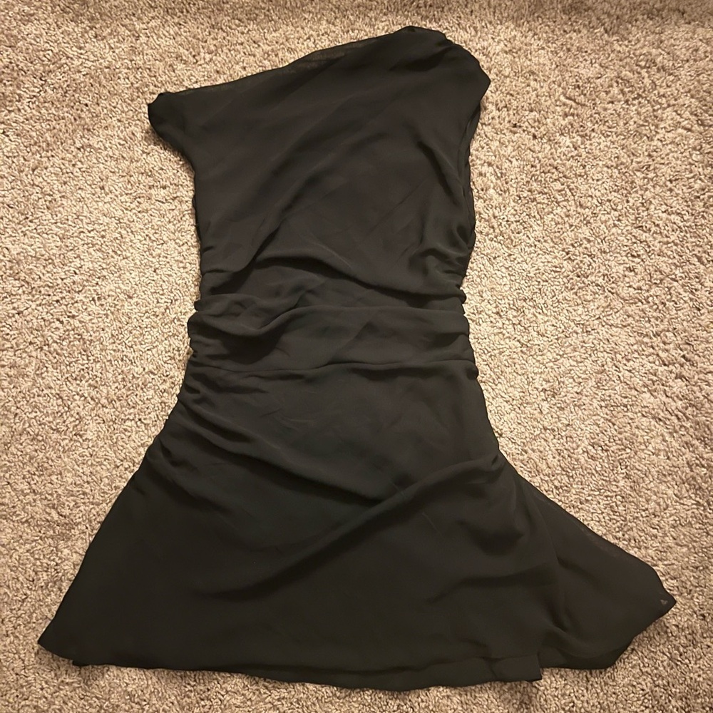 Abercrombie ruched black petite dress